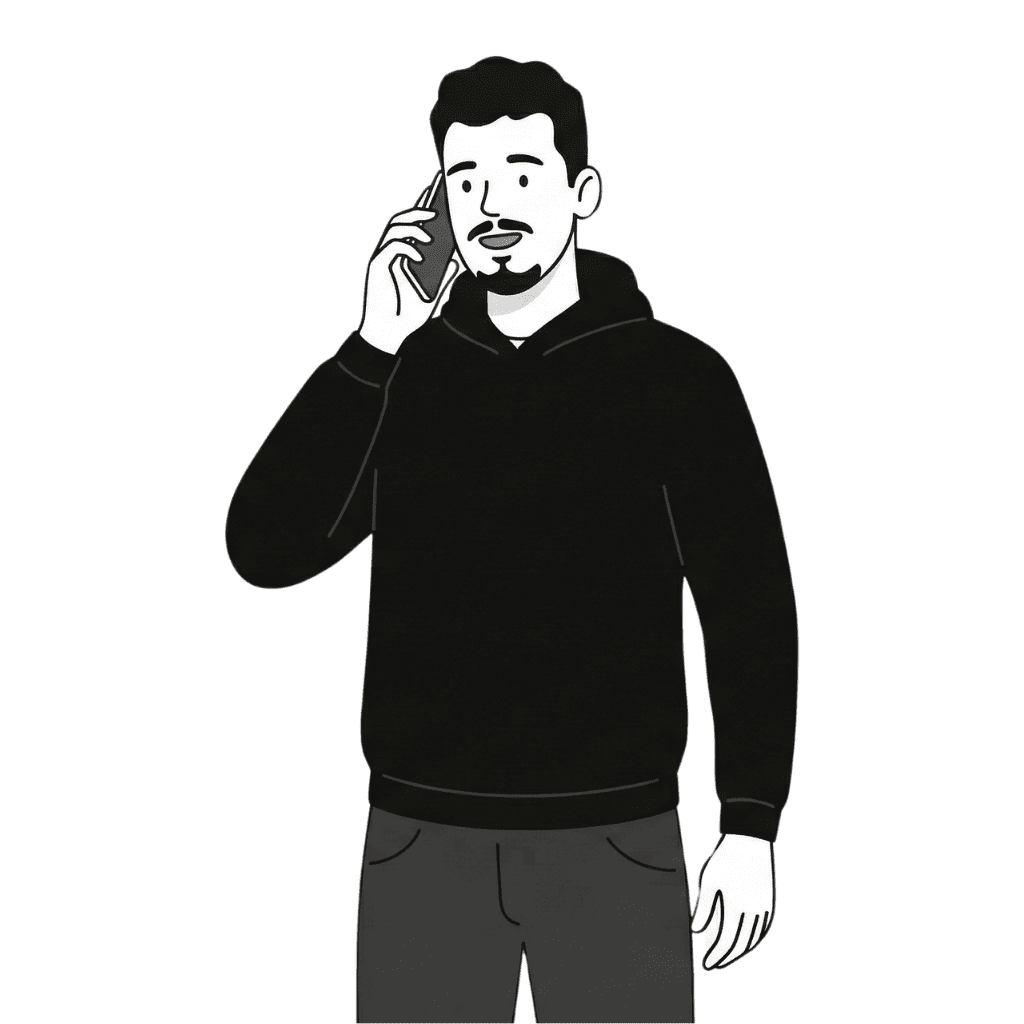 Especialista SEO hablando por telefono